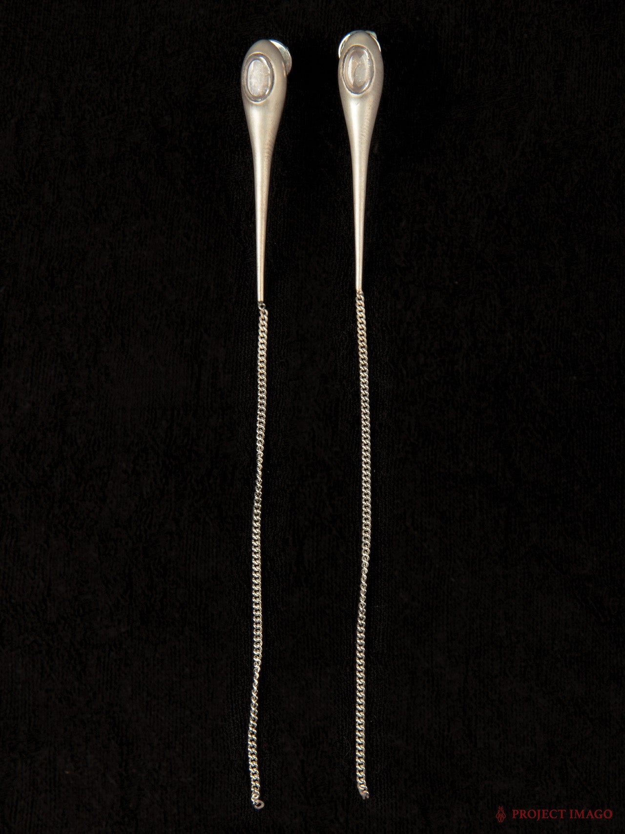 Sardine Earrings in Crystal