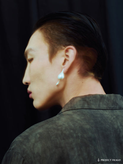 Droplet Duality Earrings in Agate