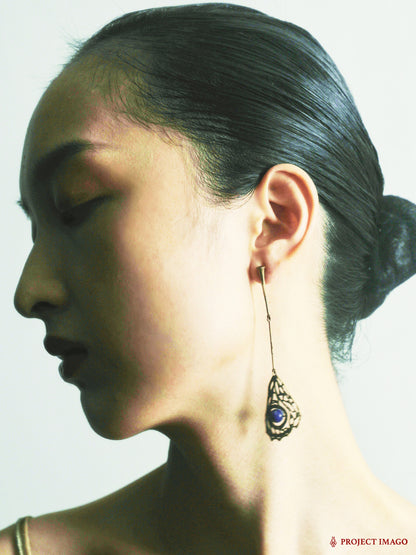 Omen Earrings in Lapis Lazuli