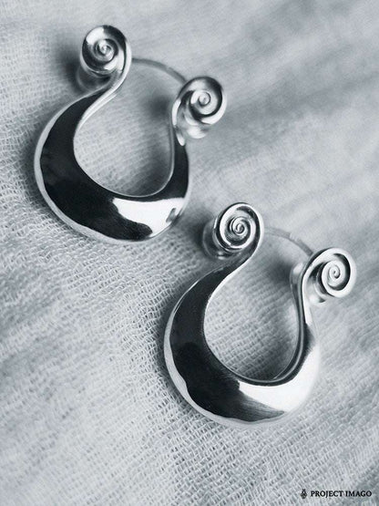 Lyra Earrings