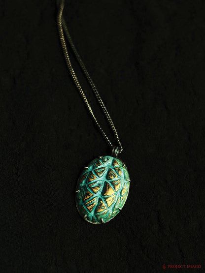The Palm Necklace