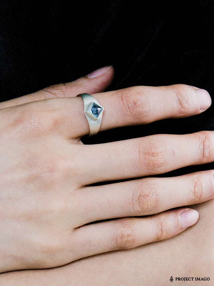 Broader Sensibility Ring in Spinel