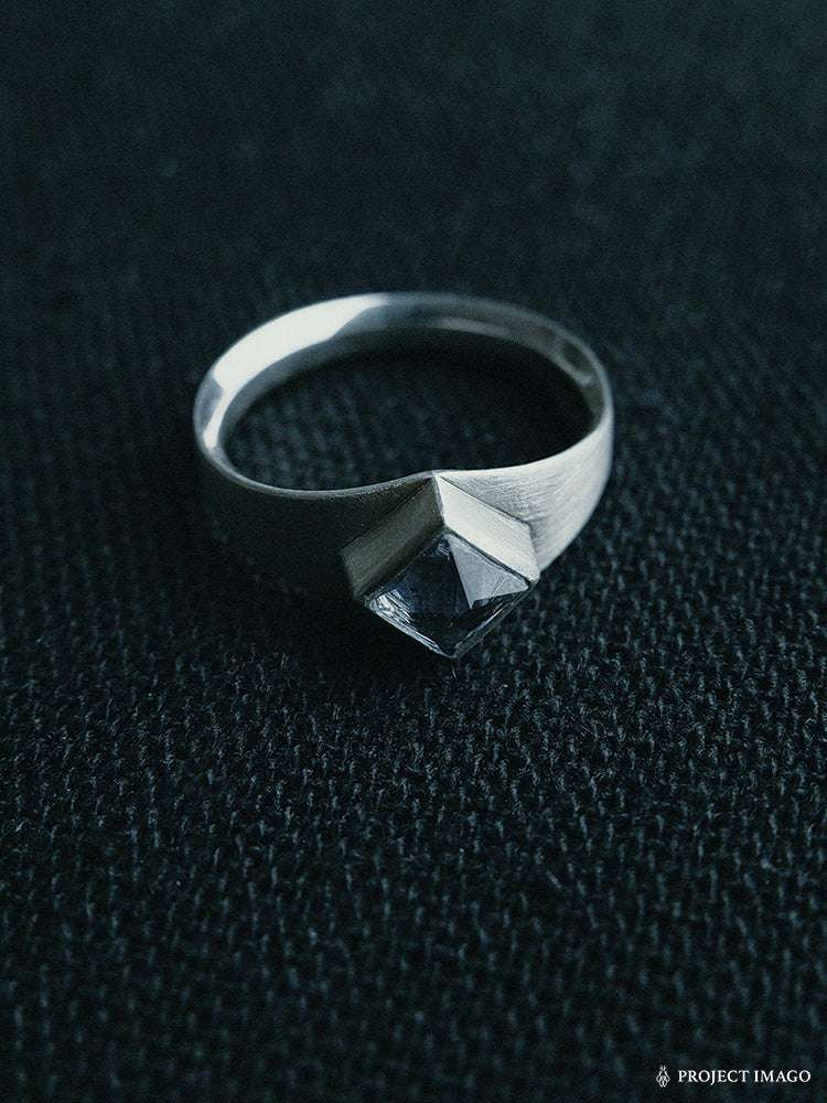 Broader Sensibility Ring in Spinel