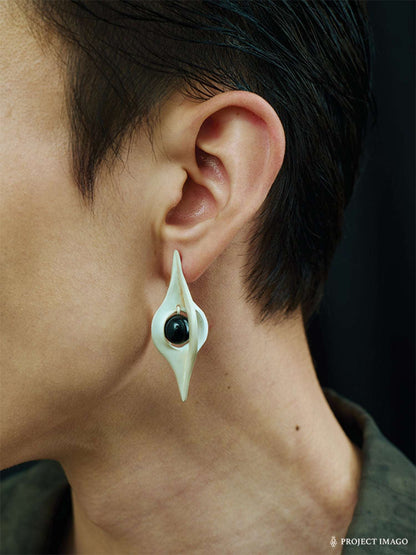 Oblivion Earrings in Onyx