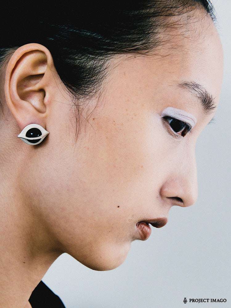 Agate Vision Earrings in Onyx