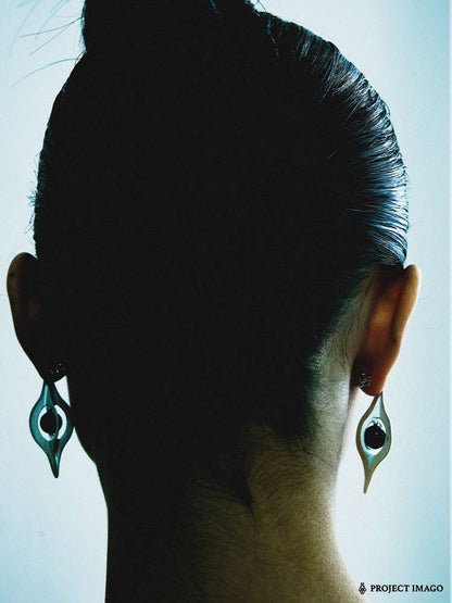 Oblivion Earrings in Onyx