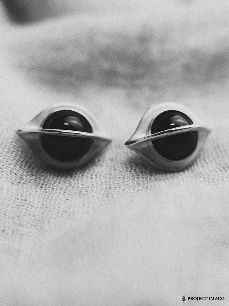 Agate Vision Earrings in Onyx