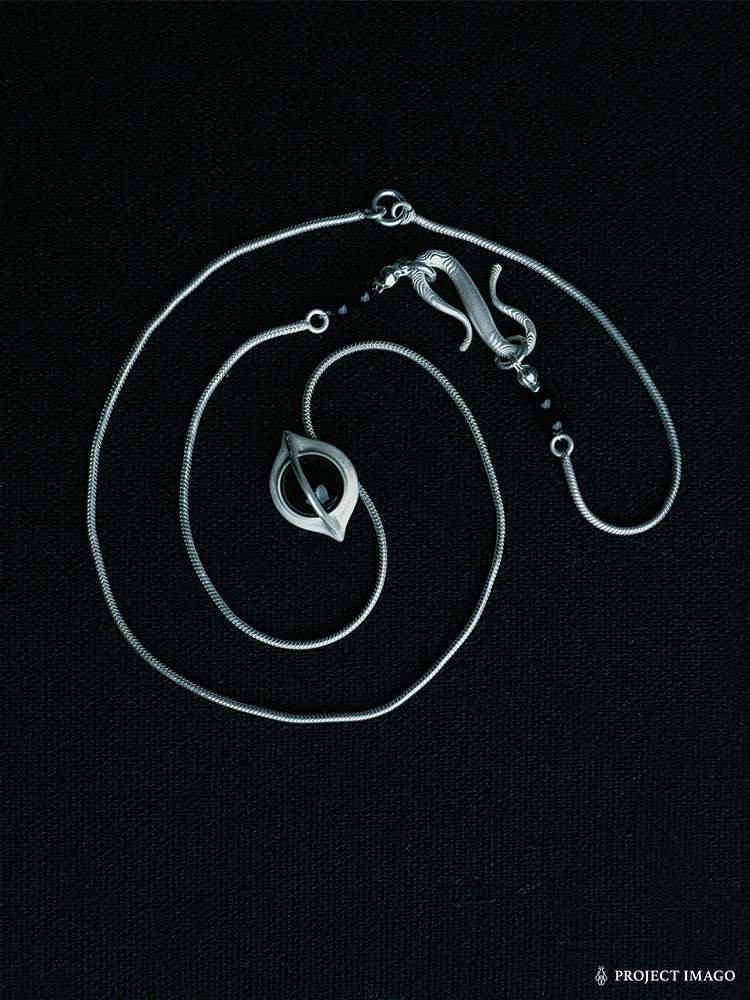 Agate Vision Pendant in Black Onyx