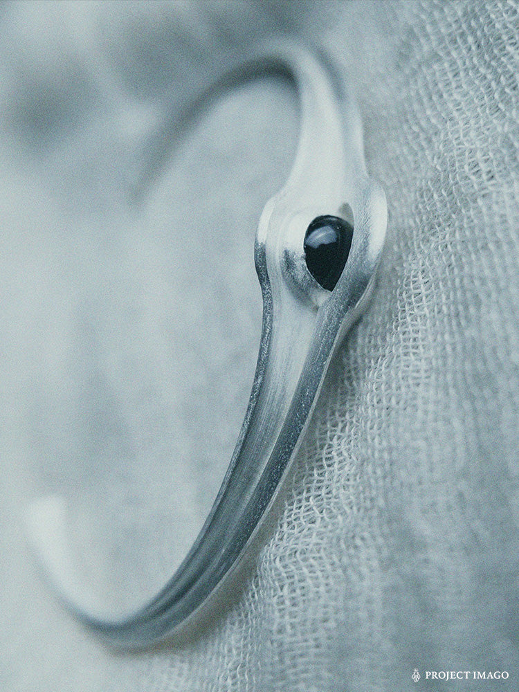 Oblivion Cuff in Black Onyx