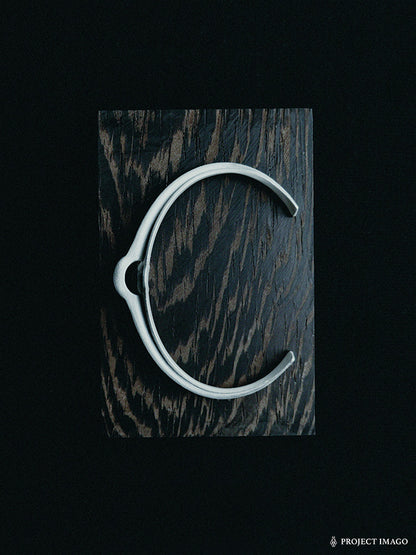 Oblivion Cuff in Black Onyx